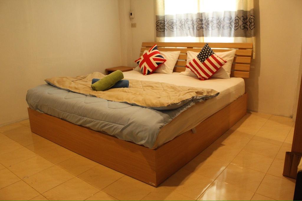 Indy Home Guesthouse パンガン島 エクステリア 写真