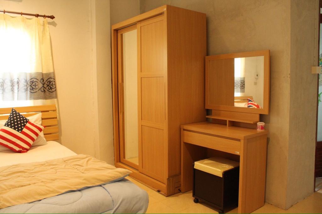 Indy Home Guesthouse パンガン島 エクステリア 写真