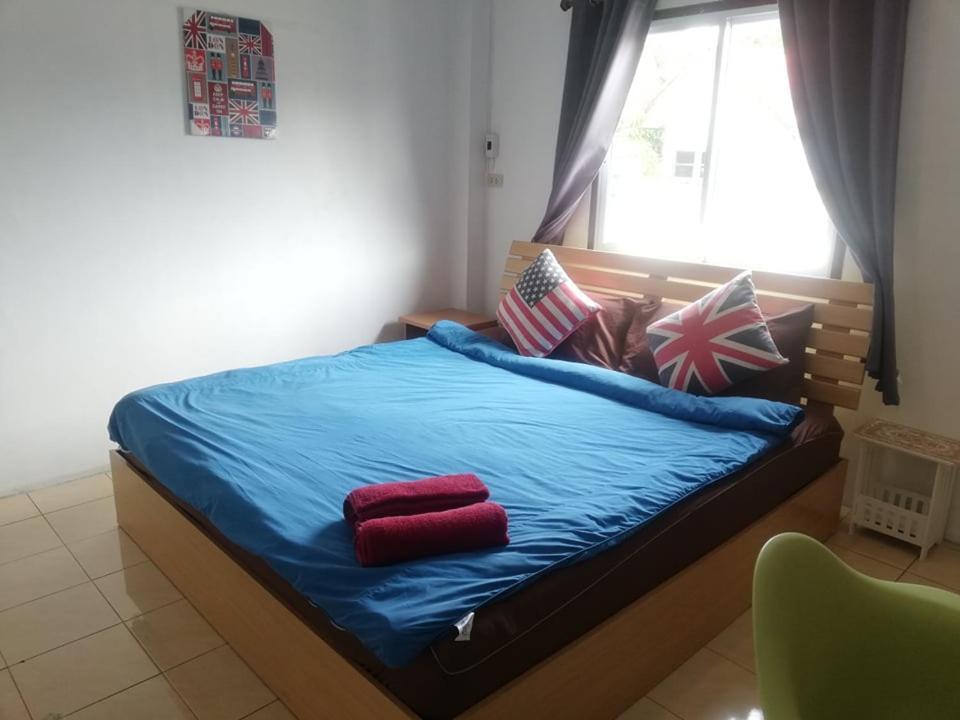 Indy Home Guesthouse パンガン島 エクステリア 写真